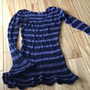 Free people sweater tunic bell sleeve adorable M